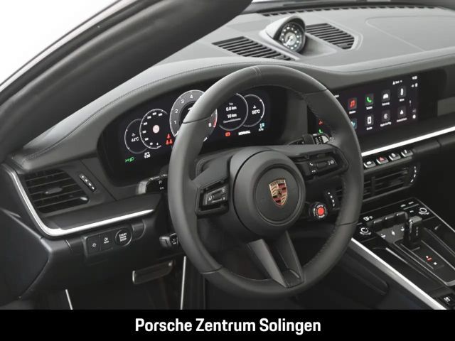 Porsche 992 Cabrio Carrera GTS