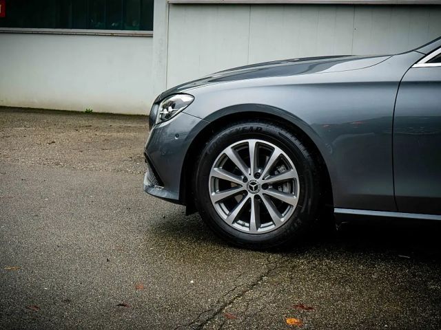 Mercedes-Benz E 220 E 220 d Estate