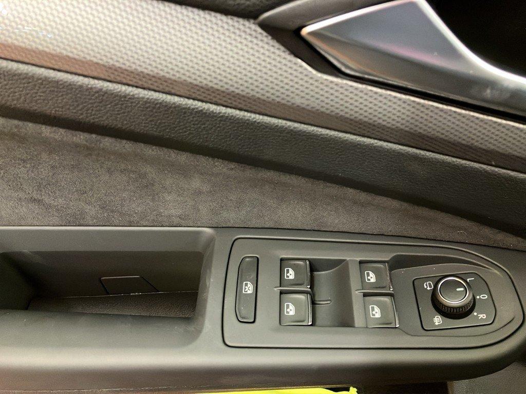 Volkswagen Golf 1.5 eTSI DSG Style