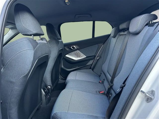 BMW 118 118d 5-deurs Sedan