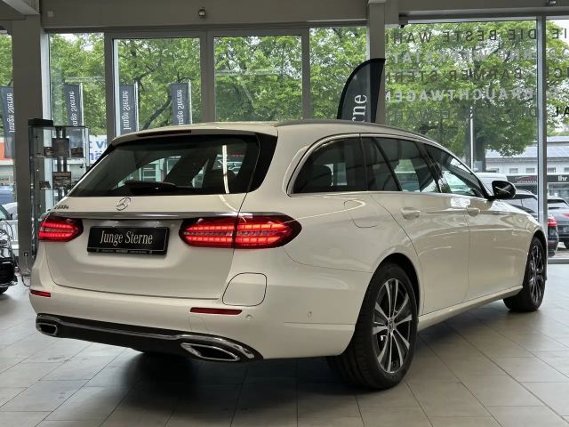 Mercedes-Benz E 300 E 300 e Estate