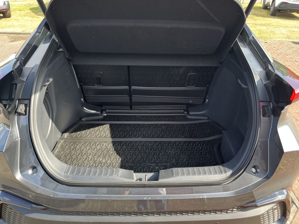 Toyota C-HR 5-deurs Lounge