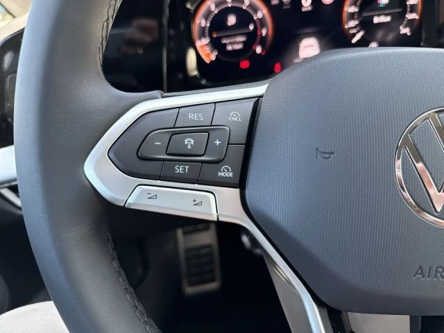 Volkswagen Golf 1.5 TSI Golf VIII