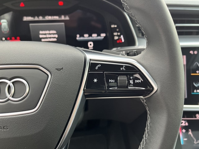 Audi A6 50 TDI Avant Quattro S-Line