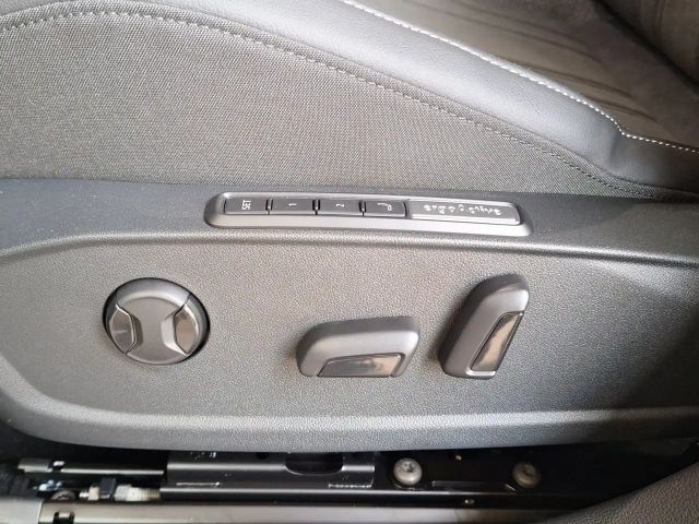 Volkswagen Golf Rabbit TSI