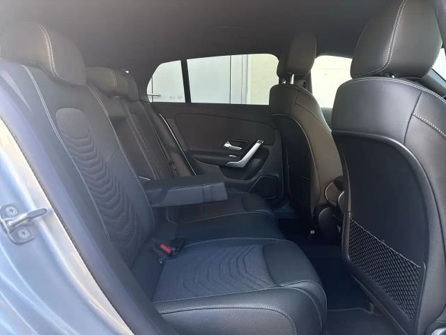 Mercedes-Benz CLA 200 CLA 200 d Shooting Brake