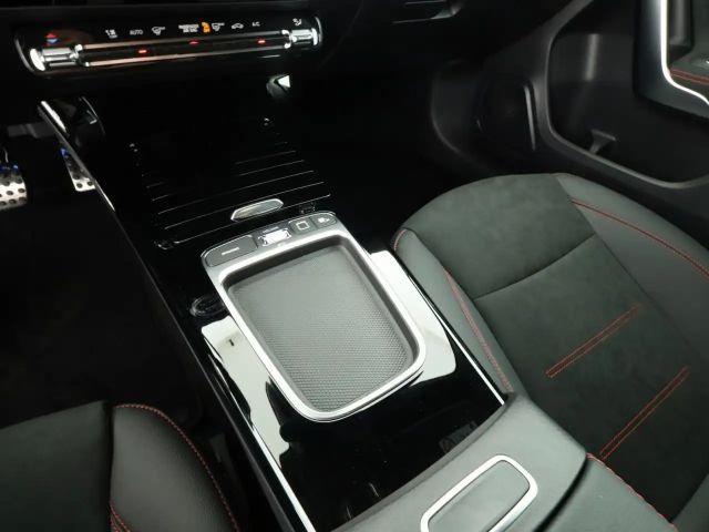 Mercedes-Benz A 200 AMG Line