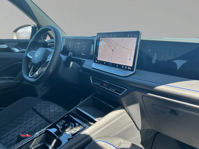 Volkswagen Tiguan 2,0 TDI R-Line 4M Matrix AHK Pano HuD