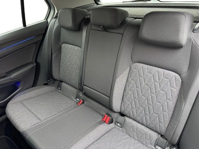 Volkswagen Golf 1.5 TSI Golf VIII Move