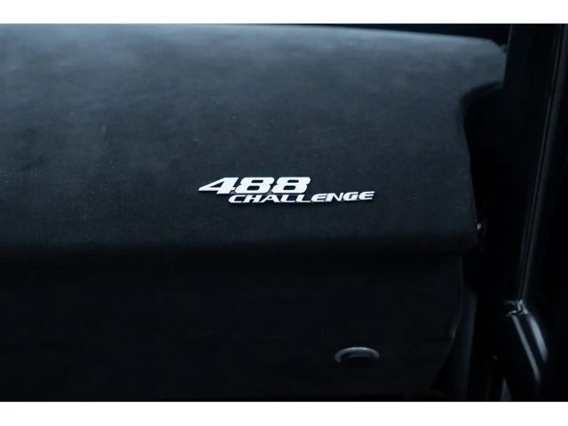Ferrari 488 Challenge EVO >NEW CONDIT*PASSENGER SEAT<