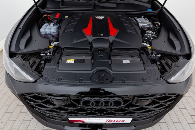 Audi RS Q8 Performance Quattro