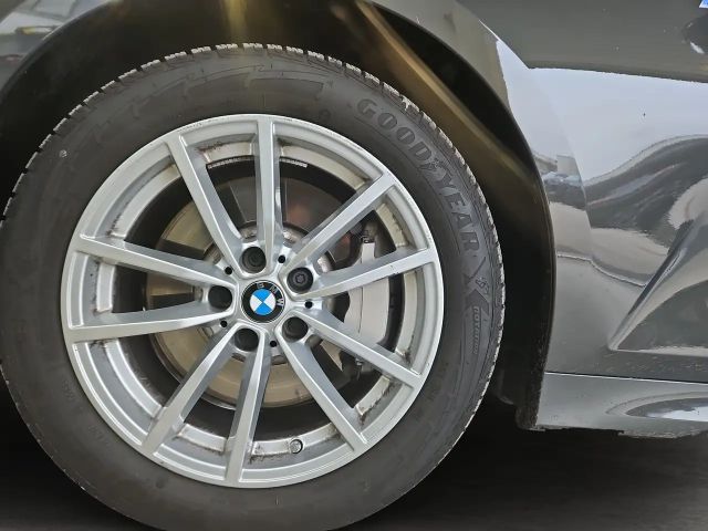 BMW 330 330i M-Sport Touring xDrive