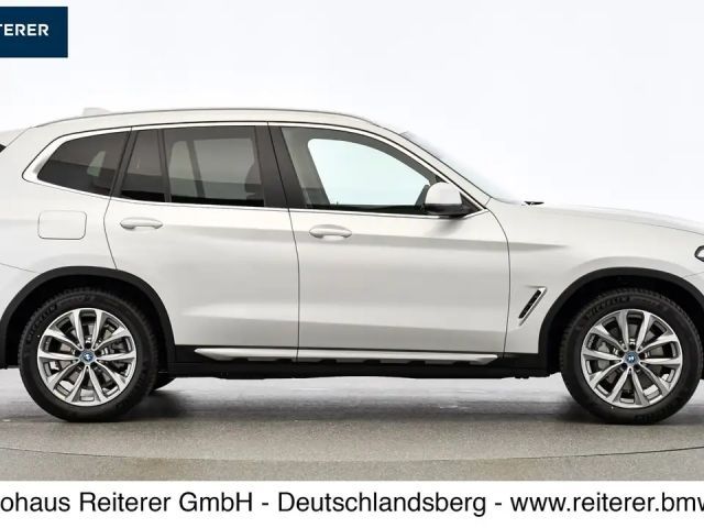 BMW X3 xDrive30e
