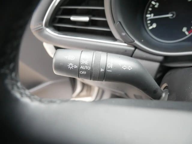 Mazda 3 SkyActiv Takumi e-Skyactiv