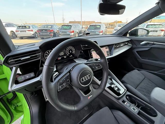 Audi RS3 Quattro S-Tronic Sedan