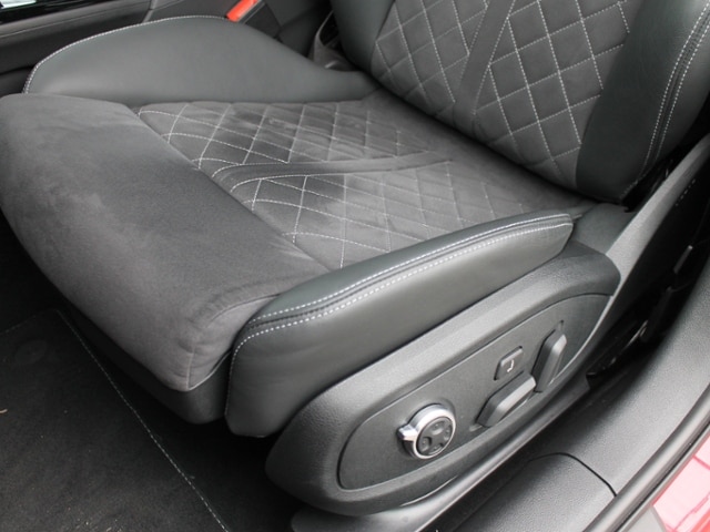 Audi A4 40 TDI Avant Quattro S-Line S-Tronic