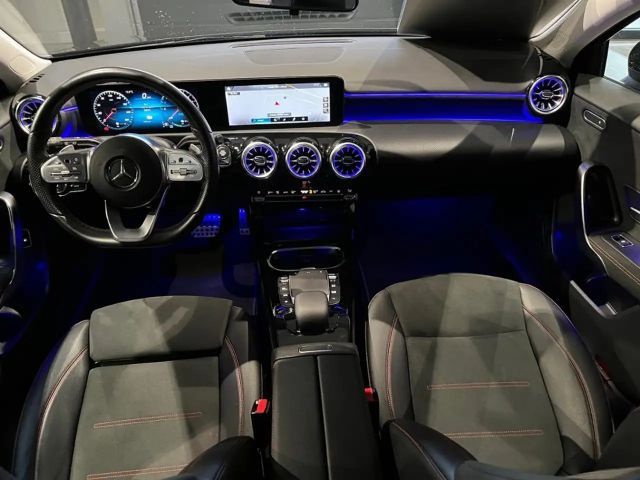 Mercedes-Benz A 250 A 250 e AMG Line