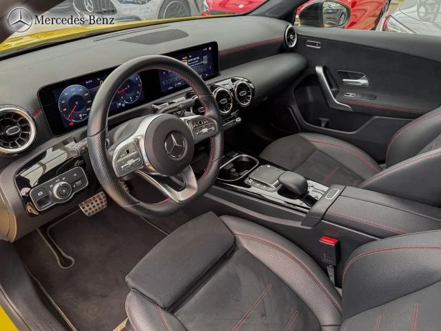 Mercedes-Benz A 180 AMG Line Hatchback