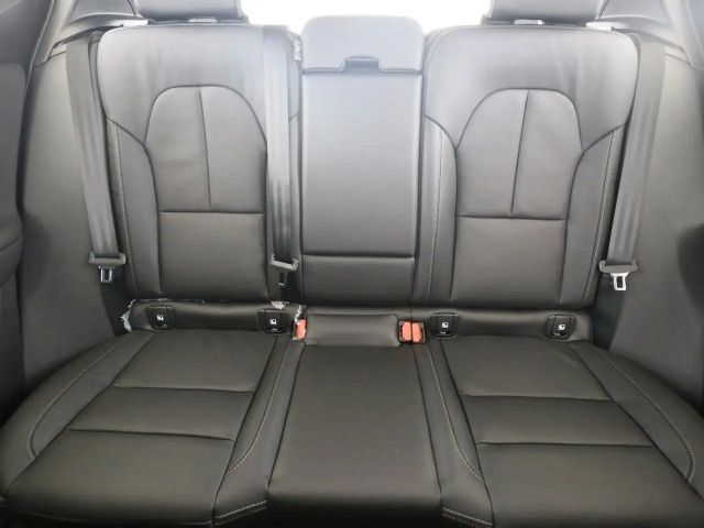 Volvo XC40 Dark Plus