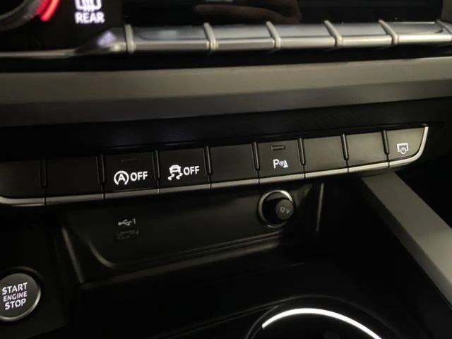 Audi A4 35 TDI Avant S-Line