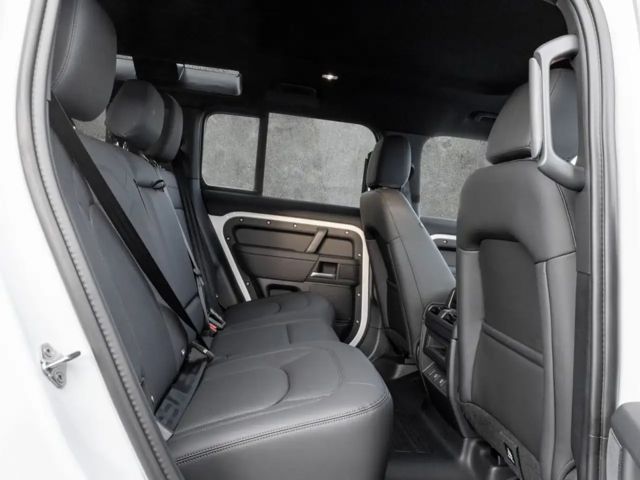 Land Rover Defender 110 D200 Dynamic SE