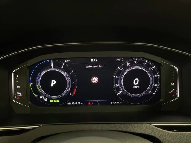 Volkswagen Passat GTE Variant