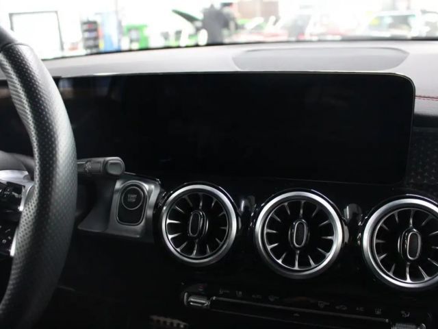 Mercedes-Benz EQB 350 4MATIC AMG Line