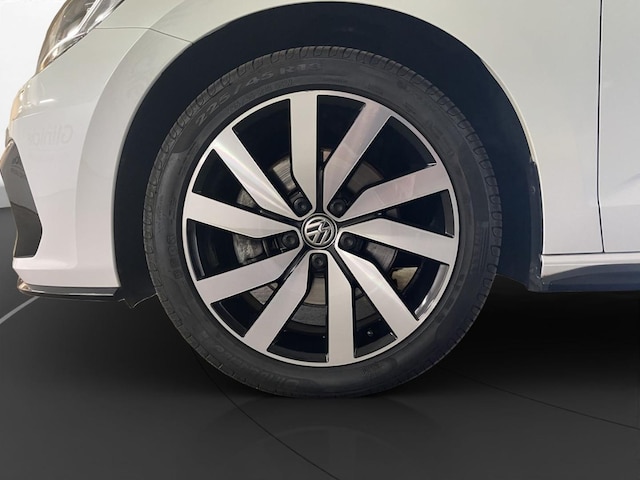 Volkswagen Touran 1.5 TSI R-Line