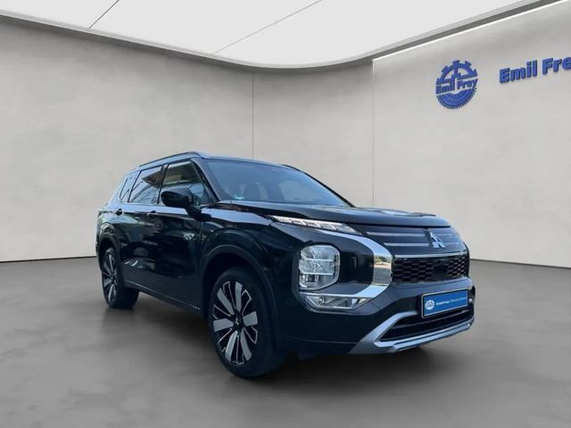 Mitsubishi Outlander 4WD PHEV