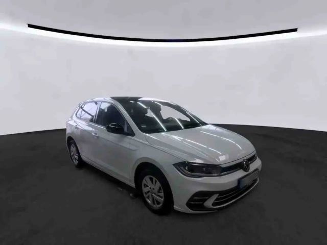 Volkswagen Polo 1.0 TSI DSG Style