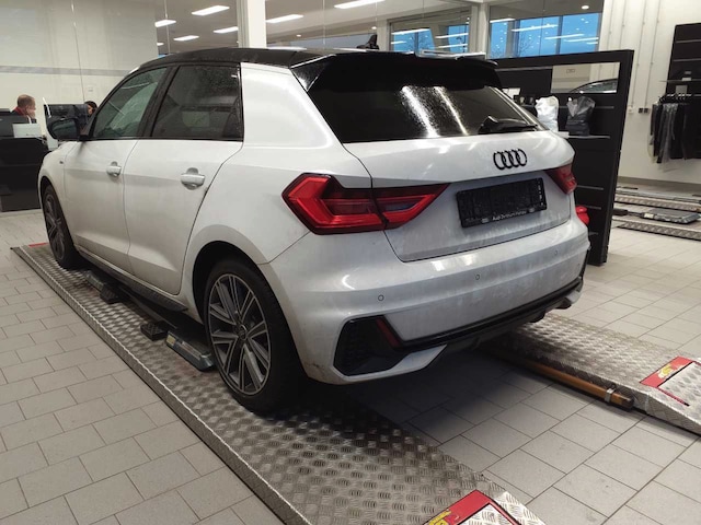 Audi A1 25 TFSI S-Line S-Tronic Sportback