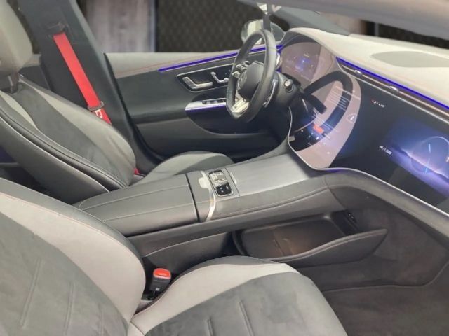 Mercedes-Benz EQE 43 Sedan