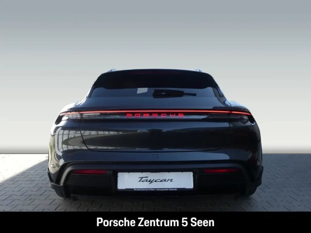 Porsche Taycan 4S Cross Turismo