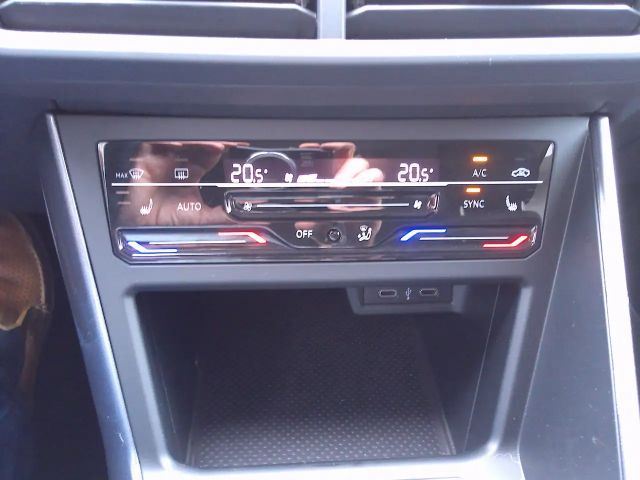 Volkswagen Polo DSG Style