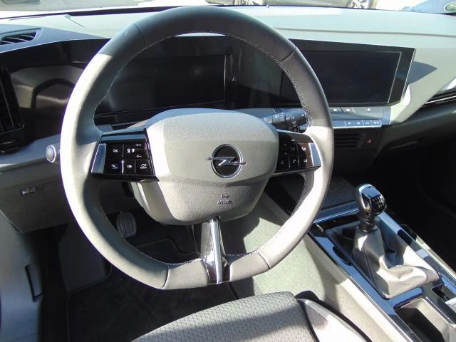 Opel Astra 1.2 Turbo Edition Turbo