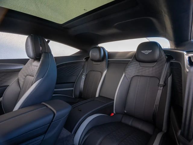 Bentley Continental GT Hybrid V8