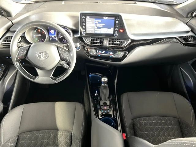 Toyota C-HR Hybride Team D