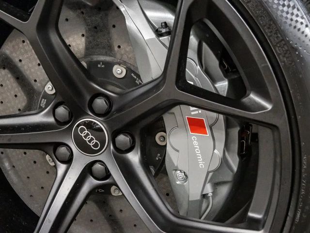 Audi RS Q8 Performance