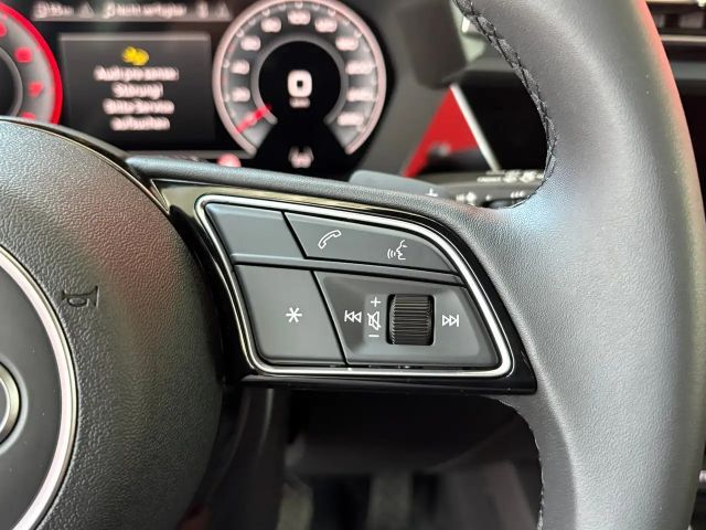 Audi A3 30 TDI Sedan