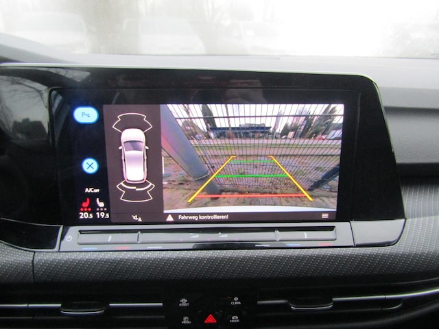 Volkswagen Golf 1.5 eTSI DSG