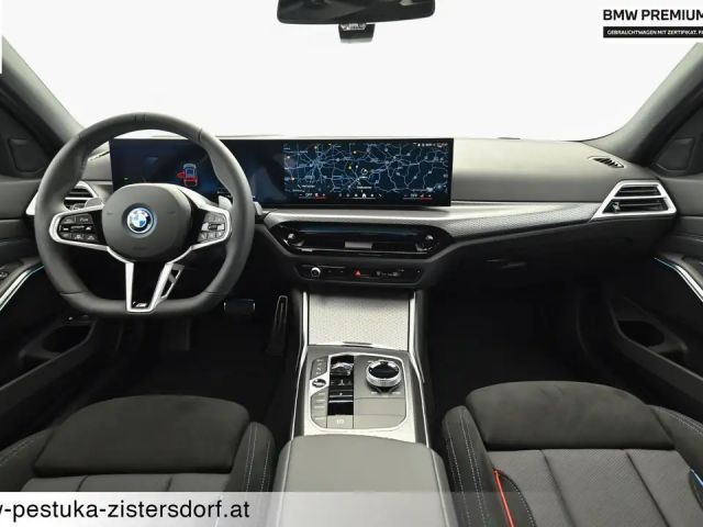 BMW 330 330e xDrive