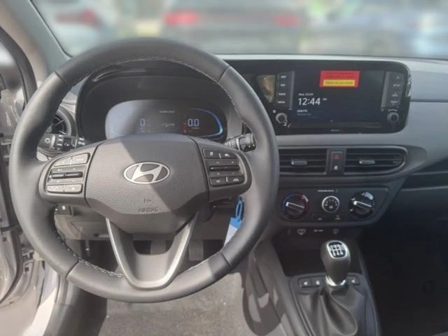 Hyundai i10 GO 1,0 MT