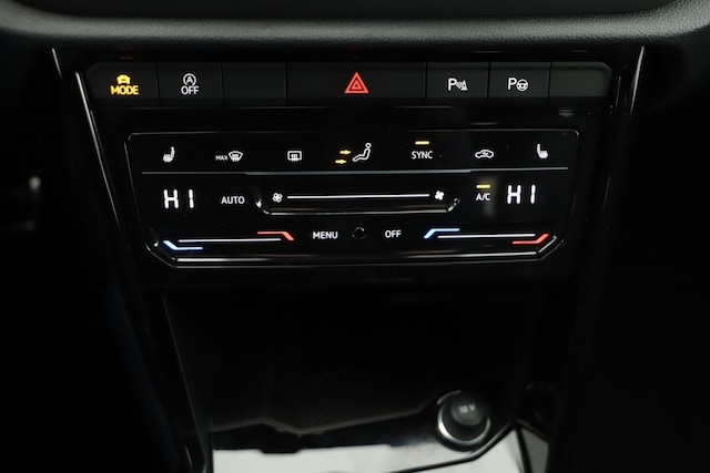 Volkswagen T-Roc 1.5 TSI DSG R-Line