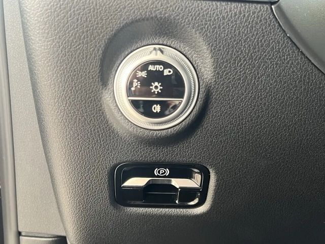 Mercedes-Benz C 180 AVANTGARDE Estate