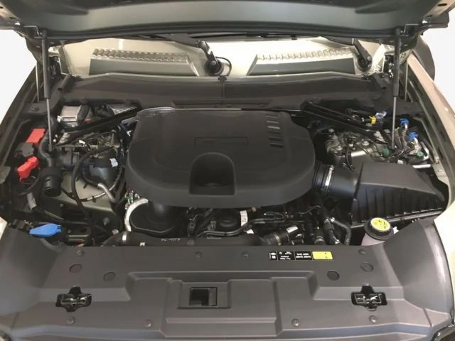 Land Rover Defender 110 D300 Dynamic HSE