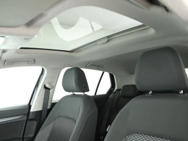 Volkswagen Golf 2.0 TDI DSG Golf VIII IQ.Drive