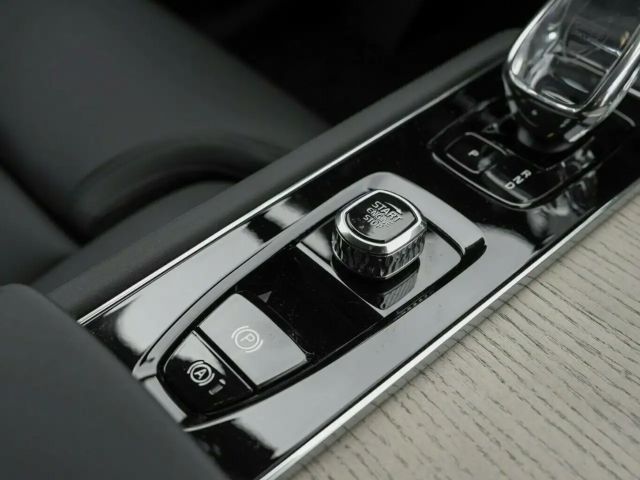 Volvo XC90 AWD Dark Plus T8