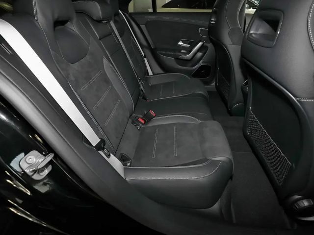 Mercedes-Benz CLA 250 4MATIC AMG Line Coupé