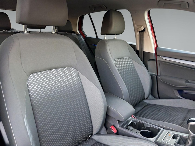 Volkswagen Golf 1.5 TSI Golf VIII IQ.Drive