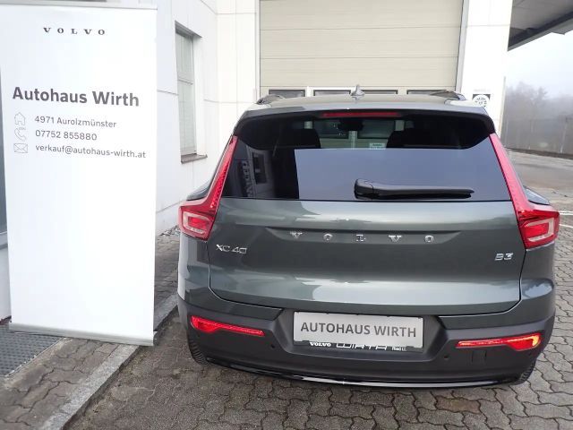 Volvo XC40 Dark Plus